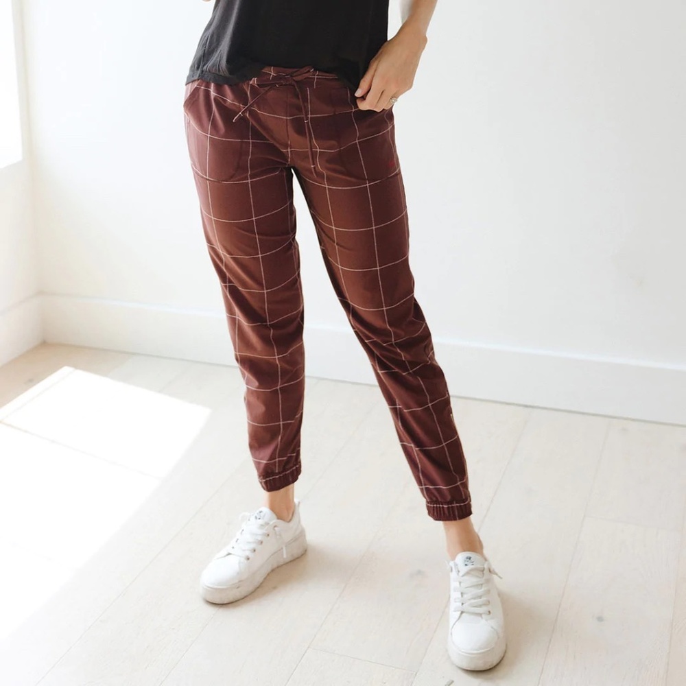 Albion Maroon Windowpane Jetsetters SP